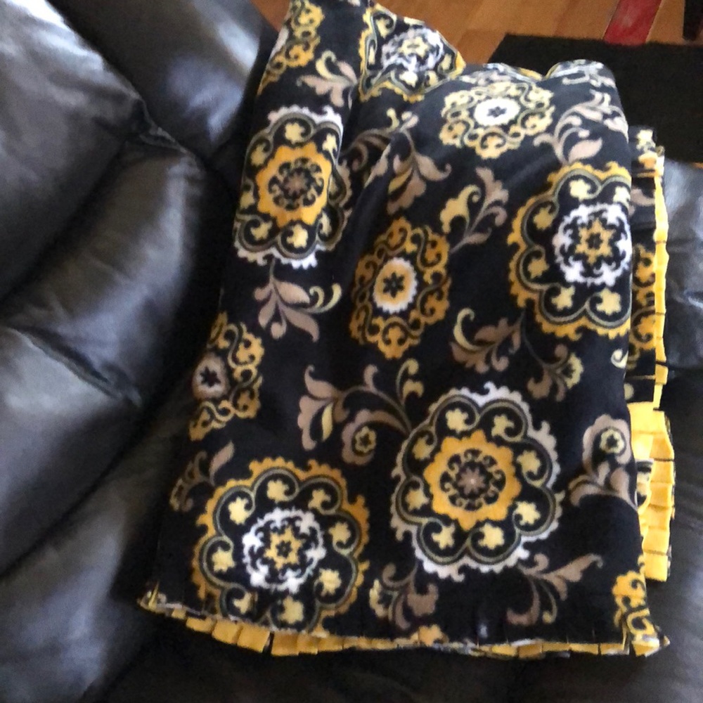 Adult Flower printed throw - Picture 4 of 4